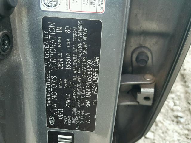 KNAFU4A24B5388259 - 2011 KIA FORTE EX GRAY photo 10