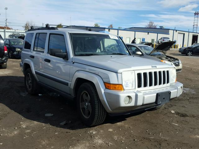 1J8HG48K86C209322 - 2006 JEEP COMMANDER SILVER photo 1