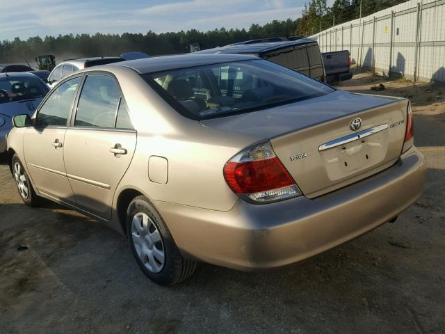 4T1BE32KX5U979550 - 2005 TOYOTA CAMRY LE BEIGE photo 3