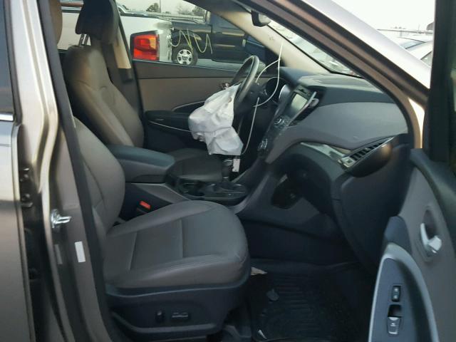 5XYZU3LB7GG336002 - 2016 HYUNDAI SANTA FE S 灰色 照片 5