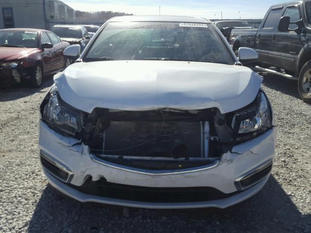 1G1P75SZ3F7212693 - 2015 CHEVROLET CRUZE WHITE photo 9