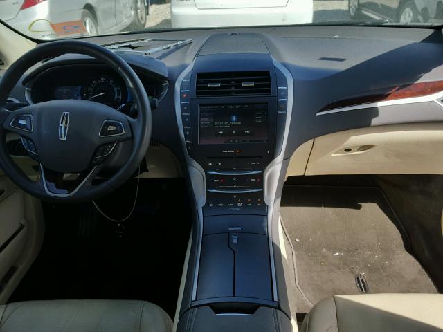 3LN6L2LU1FR629007 - 2015 LINCOLN MKZ HYBRID WHITE photo 9