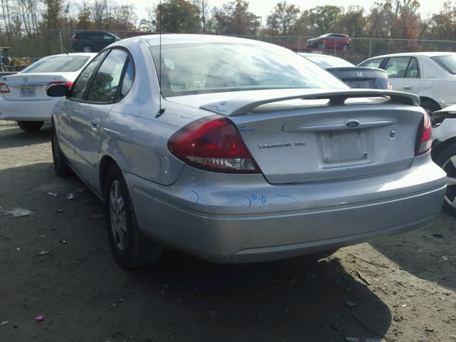 1FAFP53U84A151207 - 2004 FORD TAURUS SE SILVER photo 3