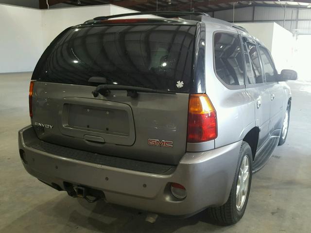 1GKET63M772160944 - 2007 GMC ENVOY DENA GRAY photo 4