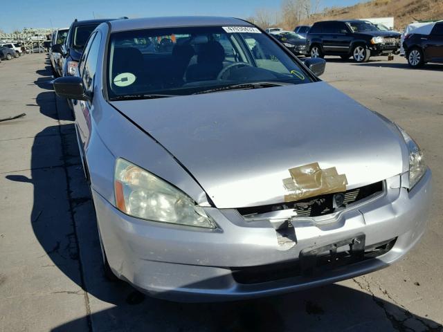 1HGCM56195A112667 - 2005 HONDA ACCORD DX SILVER photo 1