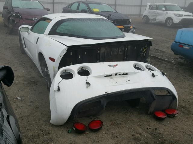 1G1YY26U475110749 - 2007 CHEVROLET CORVETTE WHITE photo 3