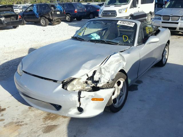 JM1NB353820223510 - 2002 MAZDA MX-5 MIATA SILVER photo 2