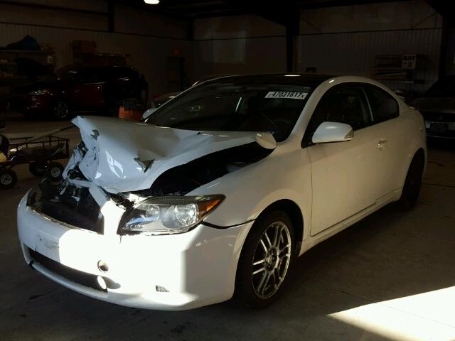 JTKDE167960111340 - 2006 SCION TC WHITE photo 2