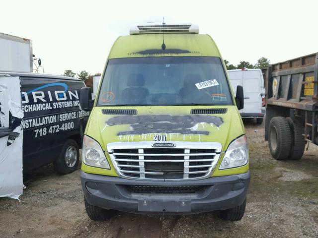 WDYPE8CC5B5508138 - 2011 FREIGHTLINER SPRINTER 2 GREEN photo 9