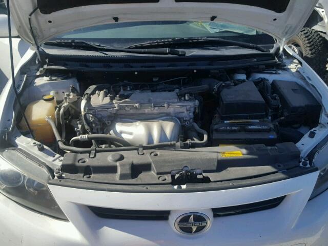 JTKJF5C78C3042288 - 2012 TOYOTA SCION TC 白色 照片 7
