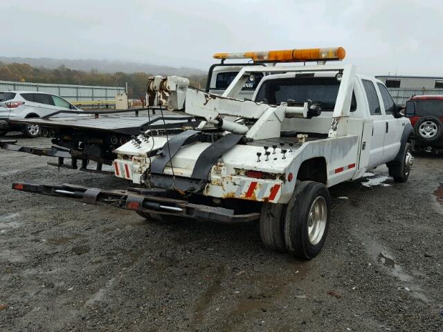 1FDAW57Y06EA74277 - 2006 FORD F550 WHITE photo 4