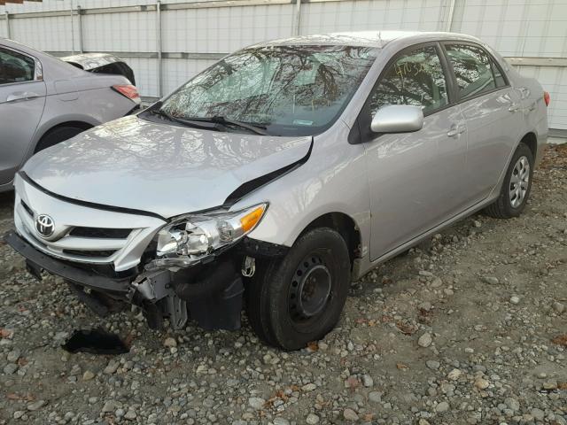 2T1BU4EE3BC720975 - 2011 TOYOTA COROLLA BA GRAY photo 2