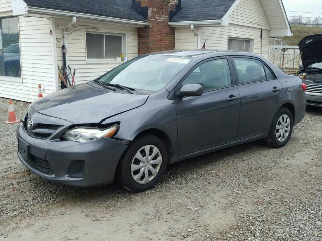 2T1BU4EE6BC710134 - 2011 TOYOTA COROLLA BA GRAY photo 2