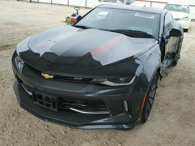 1G1FD1RX1H0155522 - 2017 CHEVROLET CAMARO LT GRAY photo 2