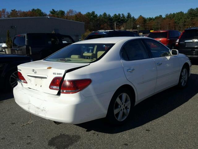 JTHBA30G655080501 - 2005 LEXUS ES 330 WHITE photo 4