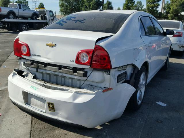 1G1ZG57B19F225523 - 2009 CHEVROLET MALIBU LS WHITE photo 4