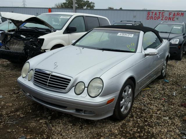 WDBLK65G43T143678 - 2003 MERCEDES-BENZ CLK 320 SILVER photo 2