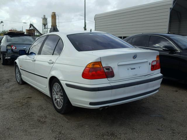 WBAAM5348YJR60626 - 2000 BMW 328 WHITE photo 3