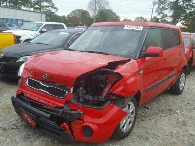 KNDJT2A5XD7491692 - 2013 KIA SOUL RED photo 2