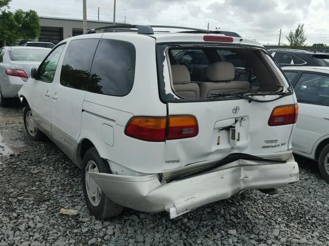 4T3ZF13C6YU296912 - 2000 TOYOTA SIENNA LE WHITE photo 3