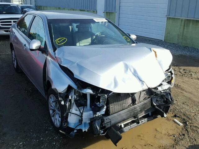 4T1BF1FKXHU277616 - 2017 TOYOTA CAMRY LE SILVER photo 1