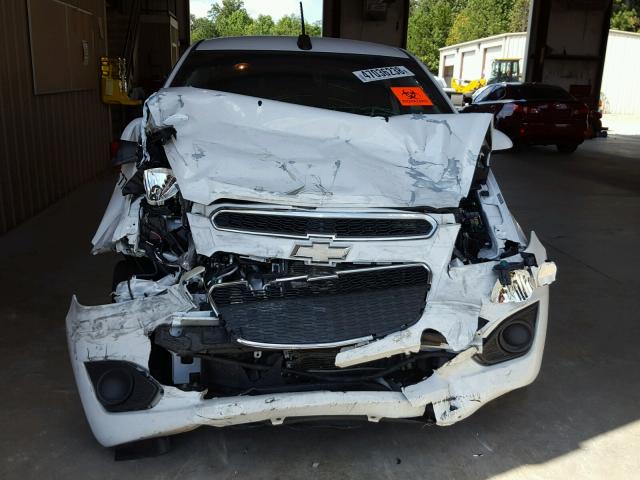 KL8CD6S91FC708385 - 2015 CHEVROLET SPARK 1LT WHITE photo 9