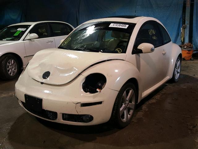 3VWSW31C86M402370 - 2006 VOLKSWAGEN NEW BEETLE 奶油色 照片 2