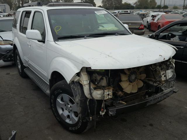 5N1AR18WX7C642562 - 2007 NISSAN PATHFINDER WHITE photo 1