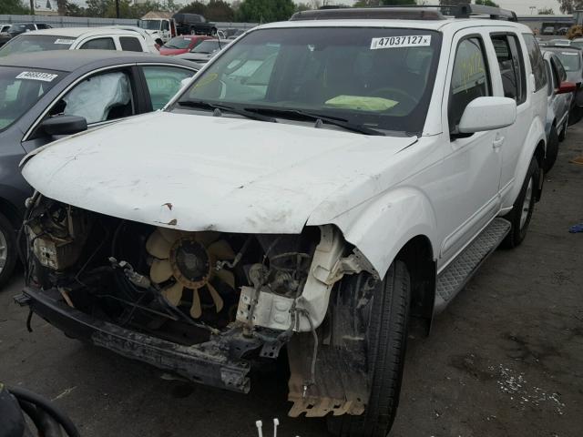 5N1AR18WX7C642562 - 2007 NISSAN PATHFINDER WHITE photo 2