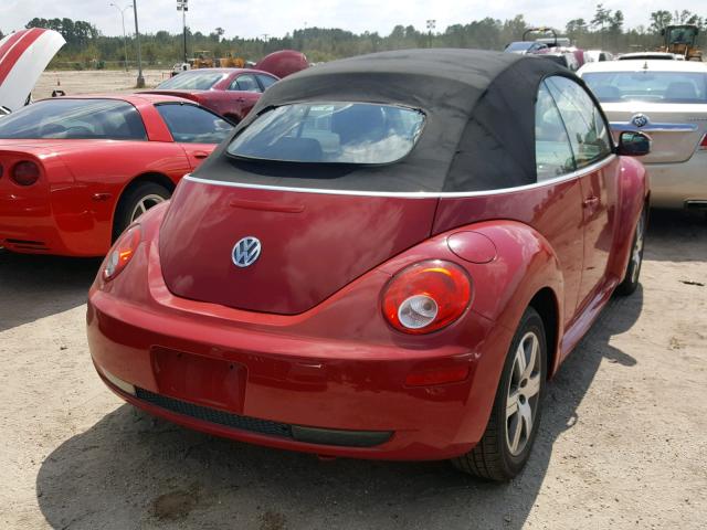 3VWRF31Y86M312002 - 2006 VOLKSWAGEN NEW BEETLE 红色 照片 4