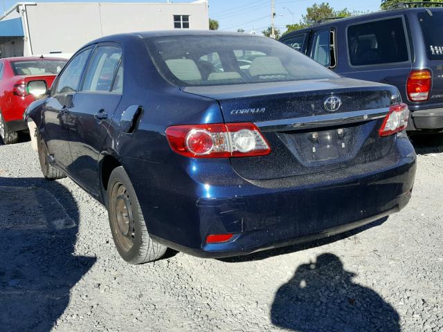 5YFBU4EE7DP138381 - 2013 TOYOTA COROLLA BA BLUE photo 3