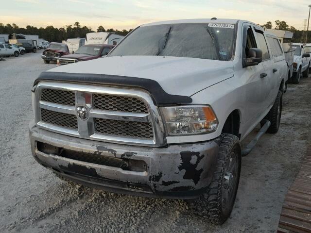 3C6UR5CL7FG689475 - 2015 RAM 2500 ST WHITE photo 2