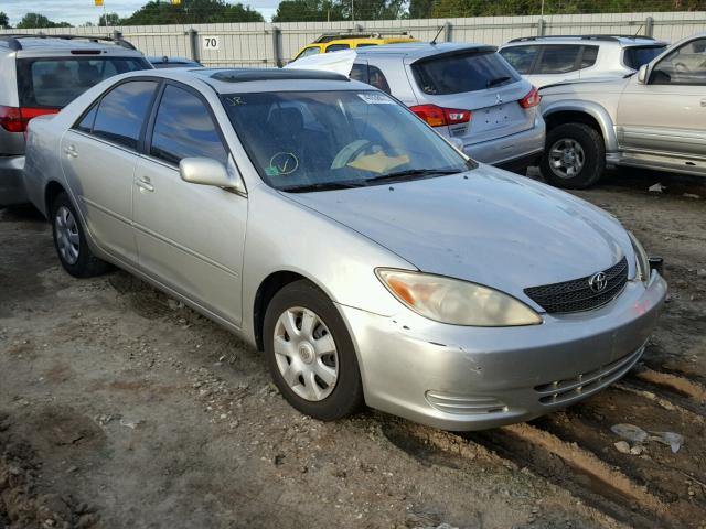 4T1BE32K84U864556 - 2004 TOYOTA CAMRY LE ვერცხლისფერი ფოტო 1