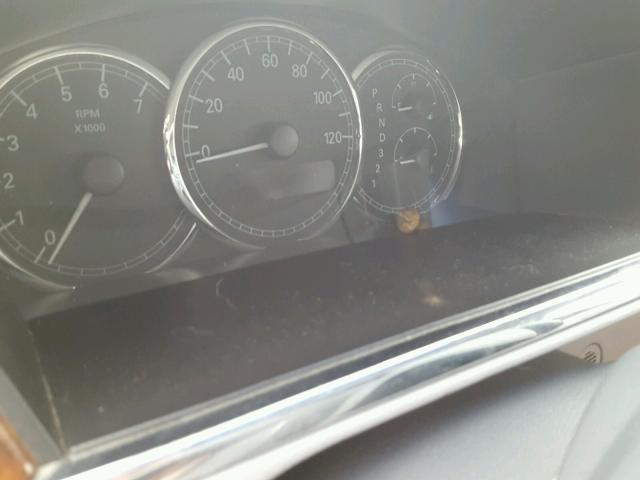 2G4WD532851220339 - 2005 BUICK LACROSSE C WHITE photo 8