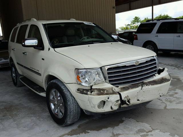 1A8HX58N08F158982 - 2008 CHRYSLER ASPEN LIMI CREAM photo 1