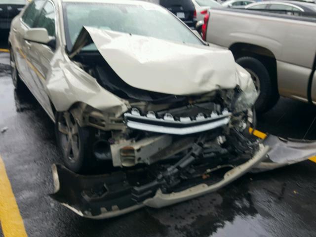 1G1ZC5E13BF103323 - 2011 CHEVROLET MALIBU 1LT GOLD photo 9