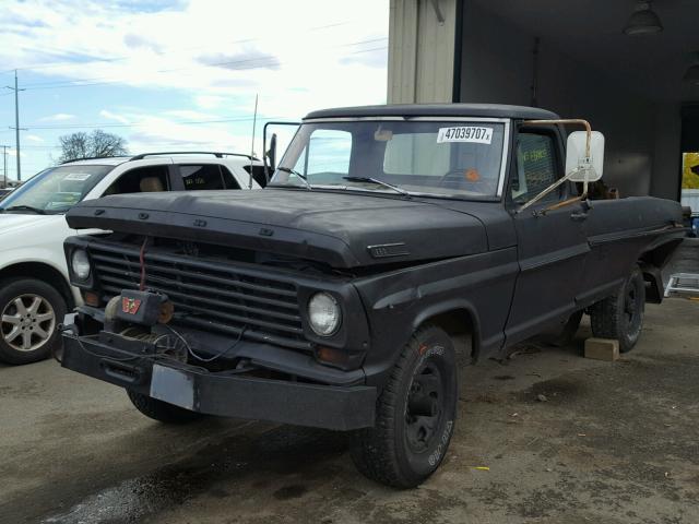 F26YEB54835 - 1967 FORD F250 BLACK photo 2