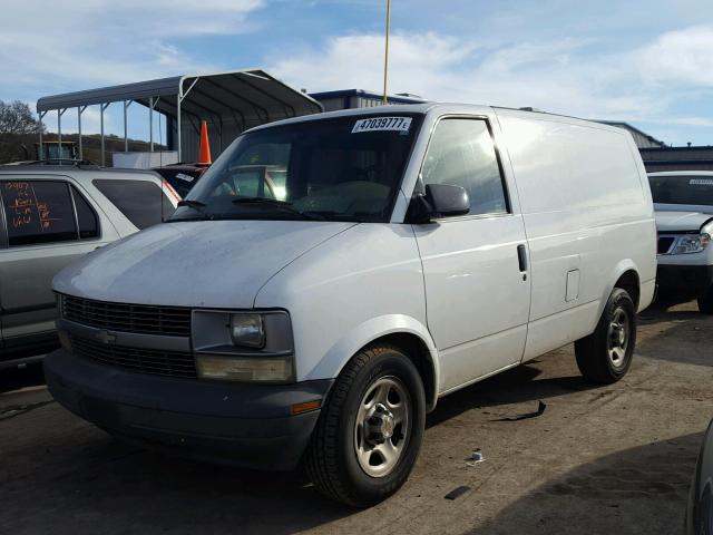 1GCDM19X84B103575 - 2004 CHEVROLET ASTRO WHITE photo 2