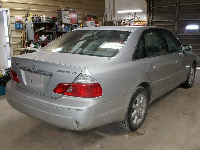 4T1BF28B54U356558 - 2004 TOYOTA AVALON XL SILVER photo 4