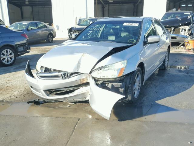 1HGCM56836A011462 - 2006 HONDA ACCORD EX SILVER photo 2