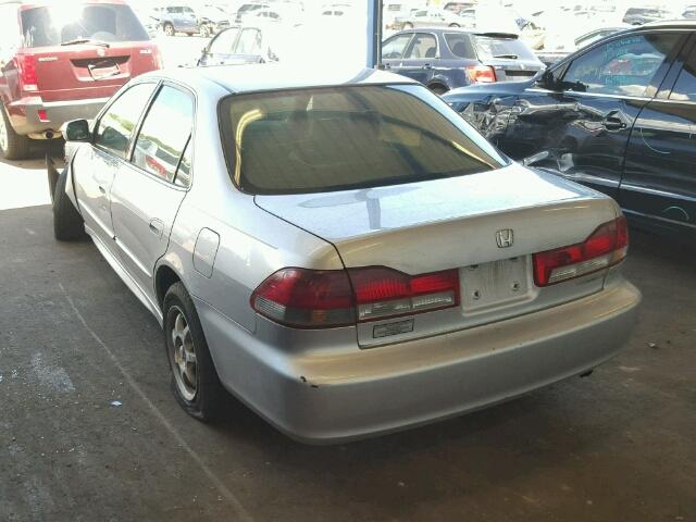 JHMCG56642C011696 - 2002 HONDA ACCORD EX SILVER photo 3