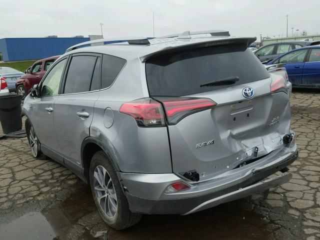 JTMRJREV5HD153068 - 2017 TOYOTA RAV4 HV LE SILVER photo 3