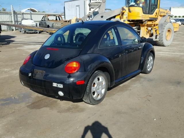 3VWCK21C32M440643 - 2002 VOLKSWAGEN NEW BEETLE 黑色 照片 4