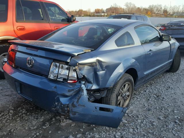 1ZVFT80N175218471 - 2007 FORD MUSTANG BLUE photo 4