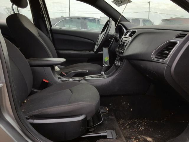 1C3CCBCB6CN200891 - 2012 CHRYSLER 200 GRAY photo 5