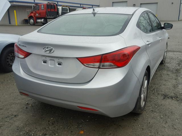 KMHDH4AE0DU915856 - 2013 HYUNDAI ELANTRA GL SILVER photo 4