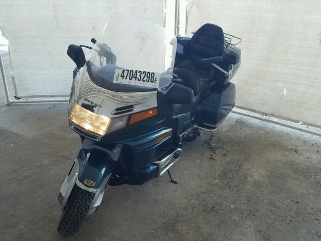 1HFSC2260TA800105 - 1996 HONDA GL1500 I/2 GREEN photo 2