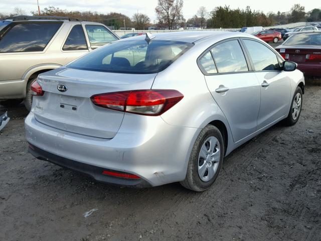 3KPFK4A7XHE135707 - 2017 KIA FORTE LX SILVER photo 4