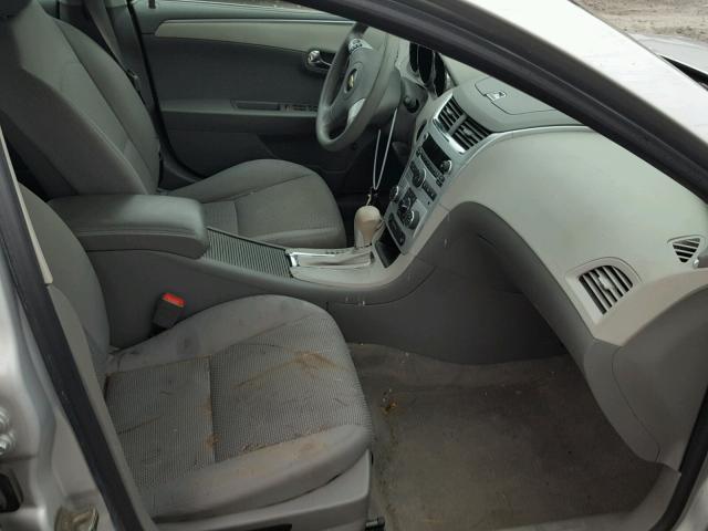 1G1ZB5E16BF252120 - 2011 CHEVROLET MALIBU LS ნაცრისფერი ფოტო 5