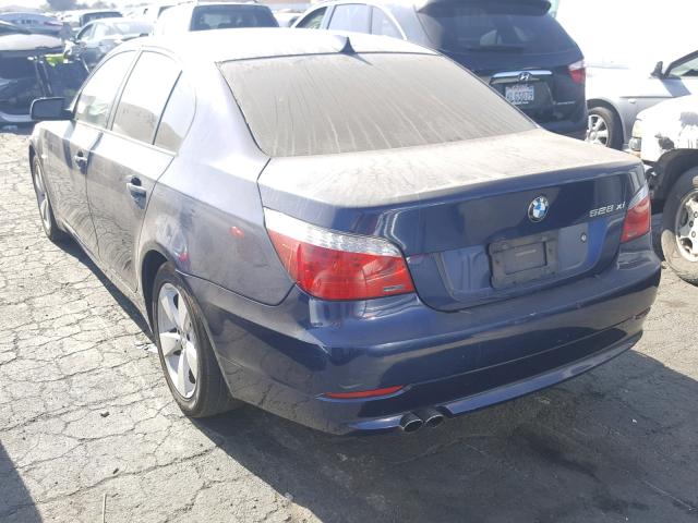 WBANV13578BZ47814 - 2008 BMW 528 XI BLUE photo 3